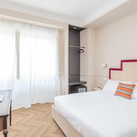 La Locanda Di Piazza Del Popolo 3*