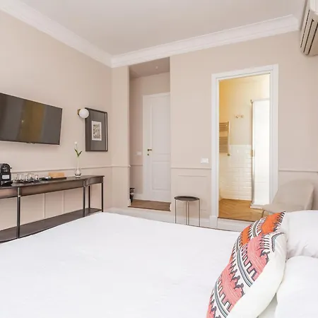 La Locanda Di Piazza Del Popolo 3*